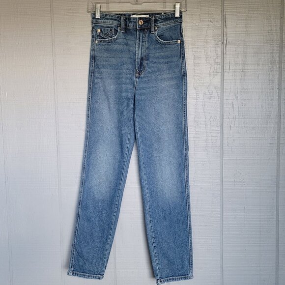 Stradivarius Mom Slim High-Rise Jeans. Size 2 - Picture 1 of 7